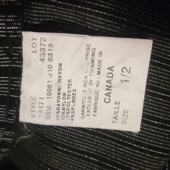 Le Chateau dress pants with white pinstripes - Picture 5 of 5